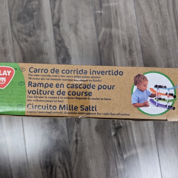 Flip And Go Racer Car Track - Picture 5 of 6